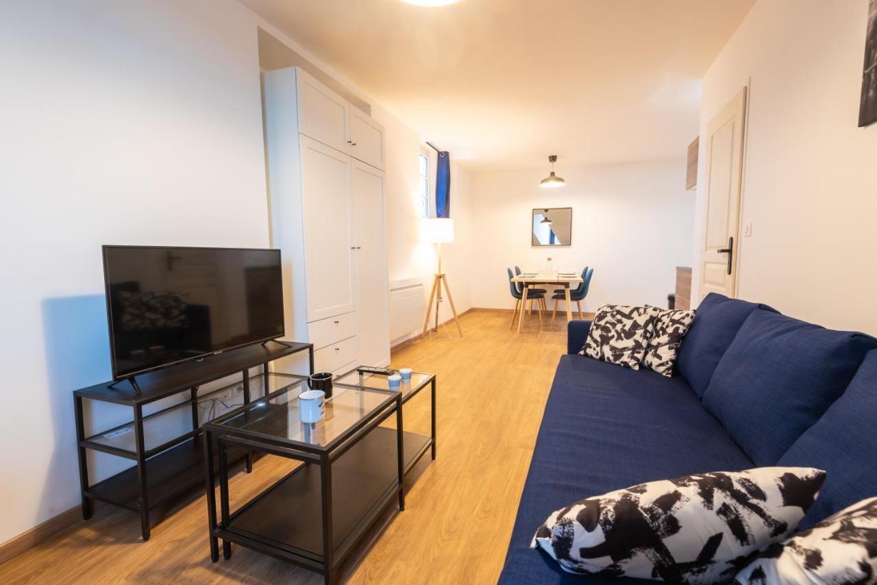 Appartement Coeur De Ville - Au Calme - Wifi - Four, Lave-Seche Linge По Екстериор снимка