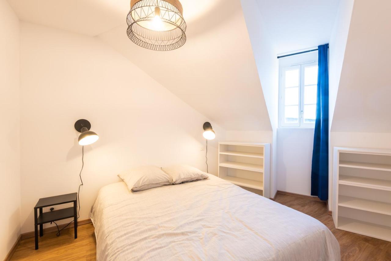 Appartement Coeur De Ville - Au Calme - Wifi - Four, Lave-Seche Linge По Екстериор снимка